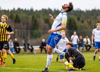 Jägersborg föll pladask mot Röke